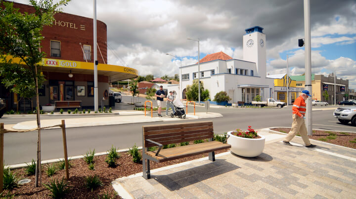 <div>
</div><div>Parkes Clarinda Street Renewal</div>